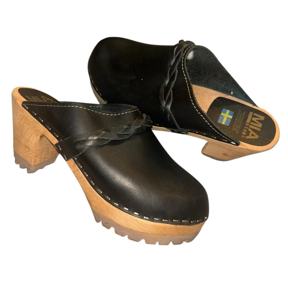 MIA Black Leather Clogs with Wooden Heel - Picture 1 of 5